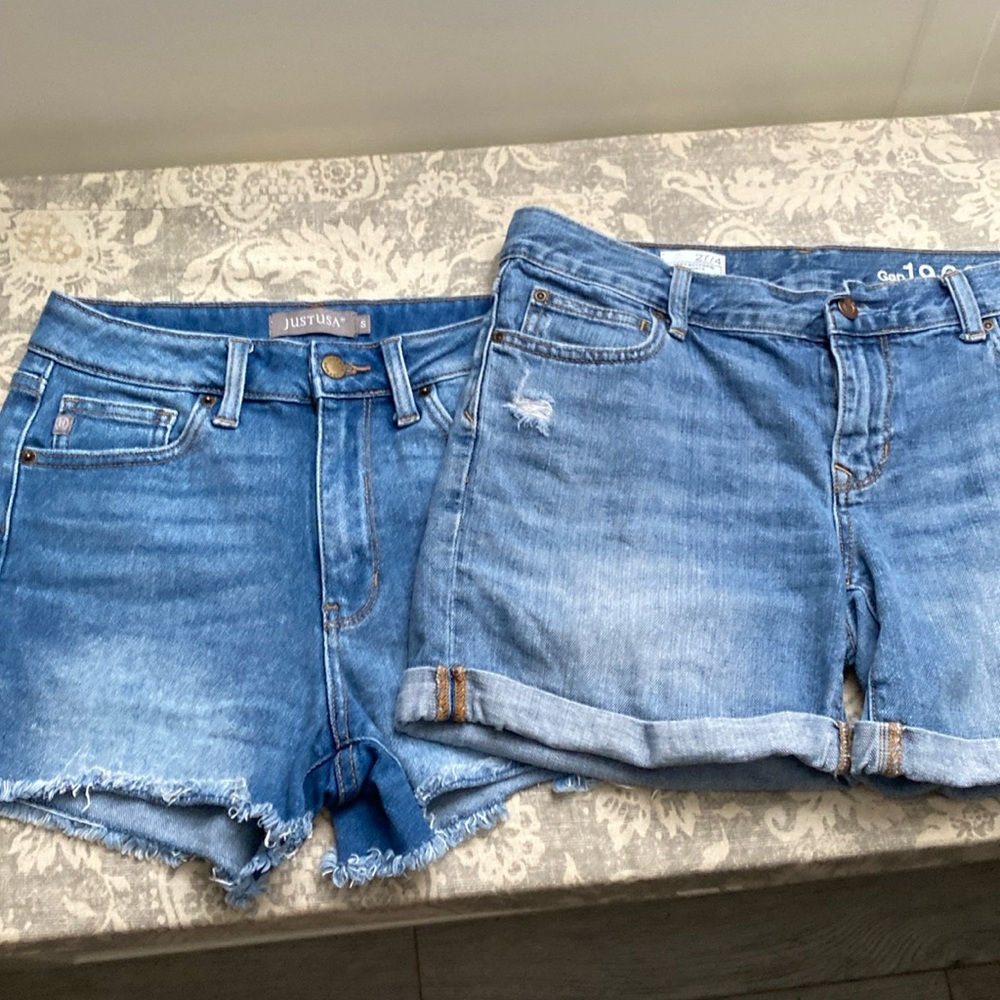 Set of 2 blue jean shorts